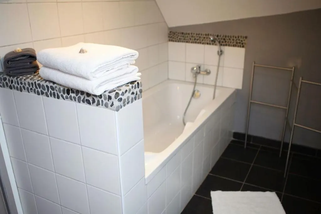 Chambres d'Hotes Losten ar Gogues Trédarzec 0*,